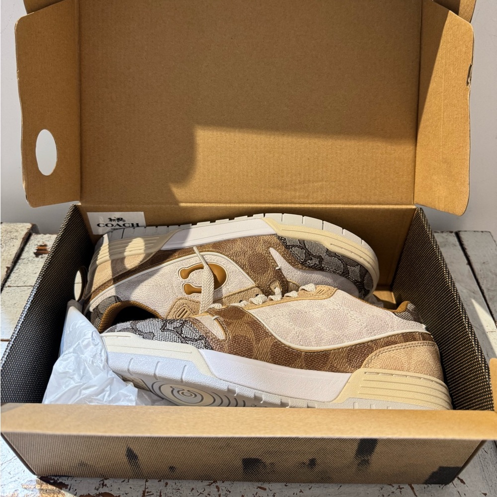 Coach Sneakers in Cream and Brown NWT - Picture 2 of 12